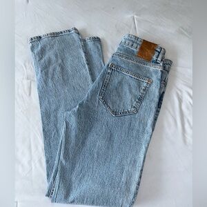 Zara Jeans 6 High Rise Straight Leg
